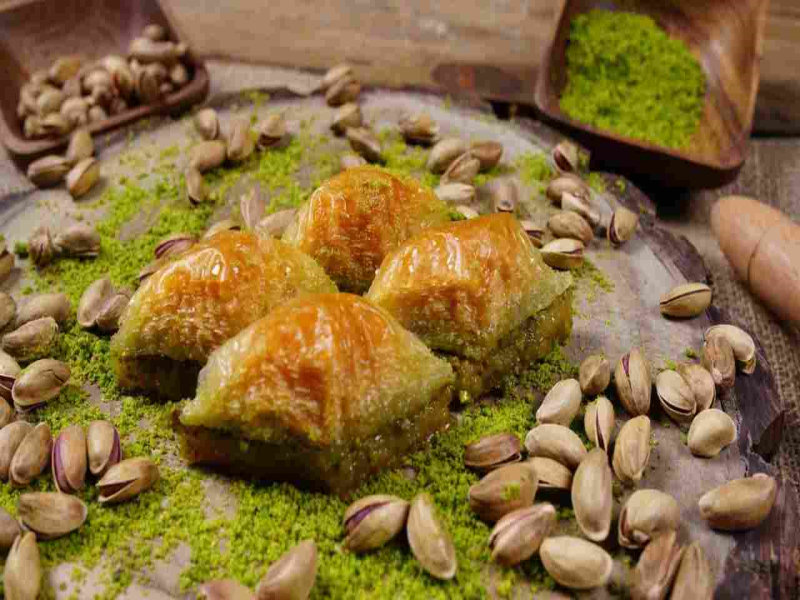 Fiyatı yüzde 500 yükselen fıstığın üreticisinden baklavacılara çağrı! Fiyatı yüzde 500 yükselen fıstığın üreticisinden baklavacılara çağrı!