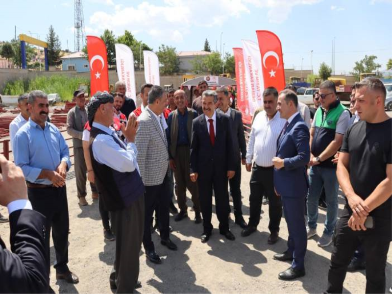 Şırnak’taki çiftçilere 3 milyon TL’lik makine ekipman desteği
