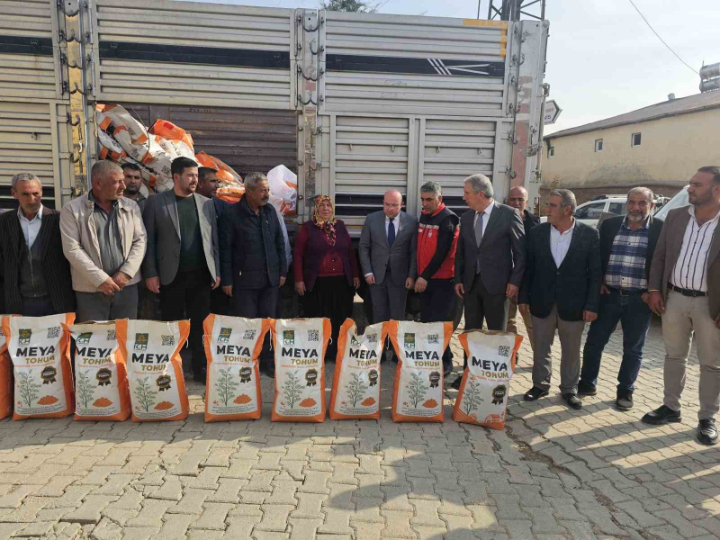 Diyarbakır'da Çiftçilere 55 Tonluk Mercimek Tohumu Hibe Edildi