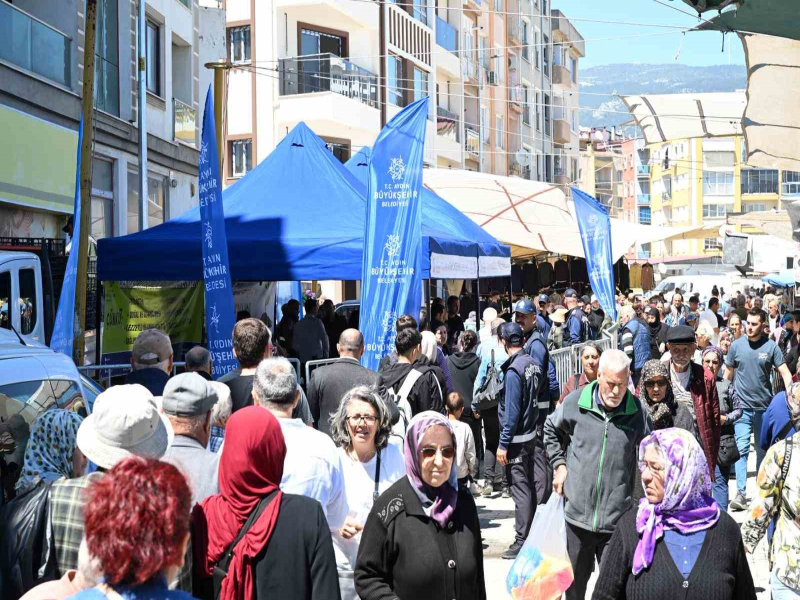 Söke’de binlerce fide vatandaşlarla buluştu       